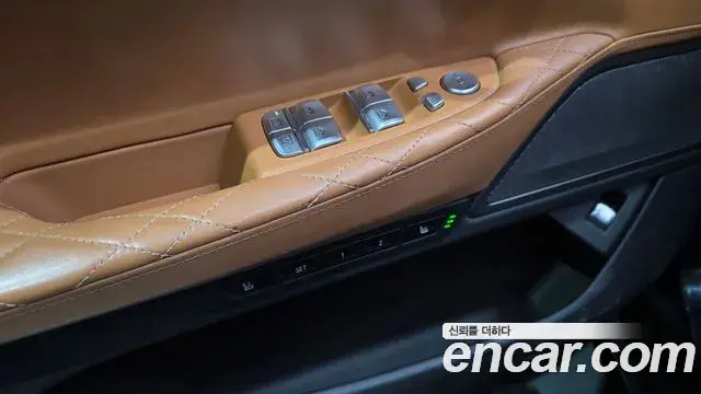 BMW 7 Series 2020 — Şəkil 25/33