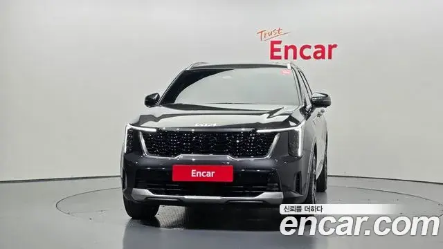 Kia Sorento 2023 — Фото 3/20