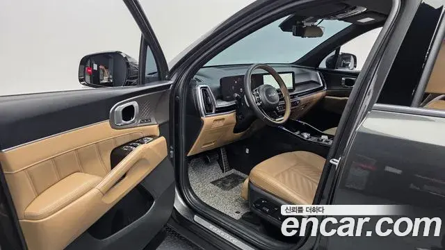Kia Sorento 2023 — Фото 10/20
