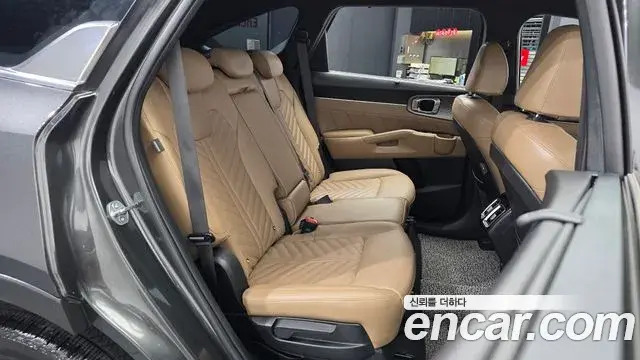 Kia Sorento 2023 — Фото 12/20