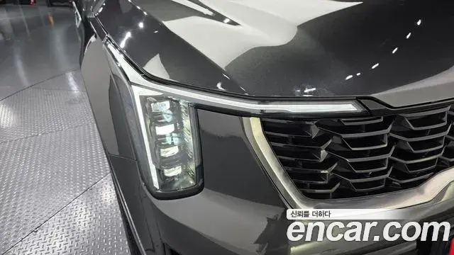 Kia Sorento 2023 — Photo 13/35