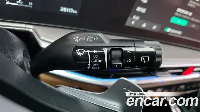 Kia Sorento 2023 — Photo 2/35