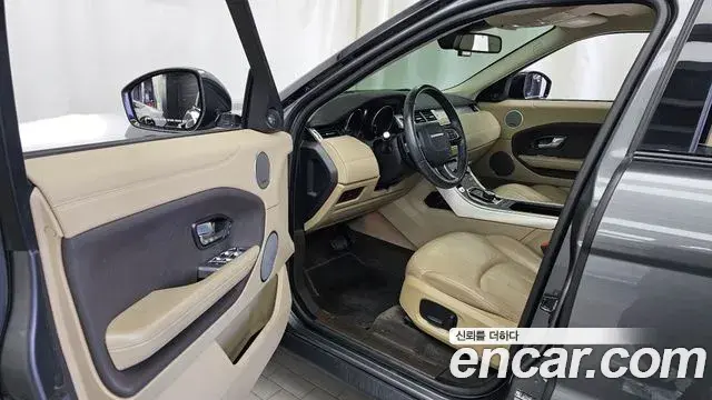 Land Rover Range Rover Evoque 2018 — Şəkil 10/34