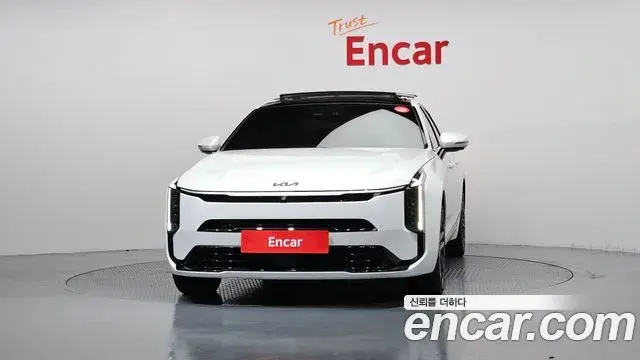 Kia K8 2026 — Şəkil 28/31