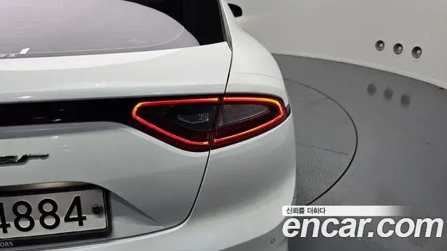 Kia Stinger 2018 — Photo 3/30