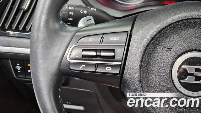 Kia Stinger 2018 — Photo 18/30