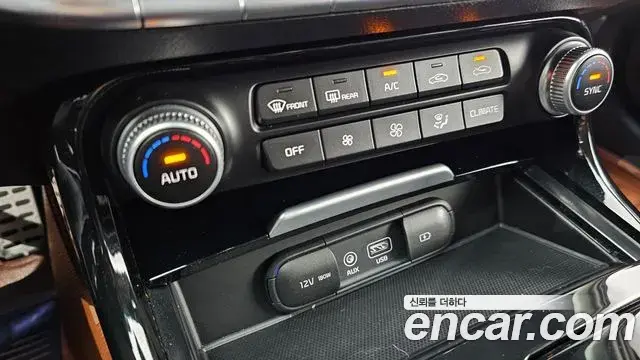 Kia Stinger 2018 — Photo 5/30