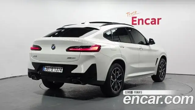BMW X4 2024 — Фото 2/20