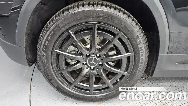 Mercedes-Benz GLA-Class 2022 — Фото 5/20
