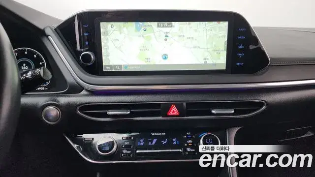 Hyundai Sonata 2021 — Фото 12/20