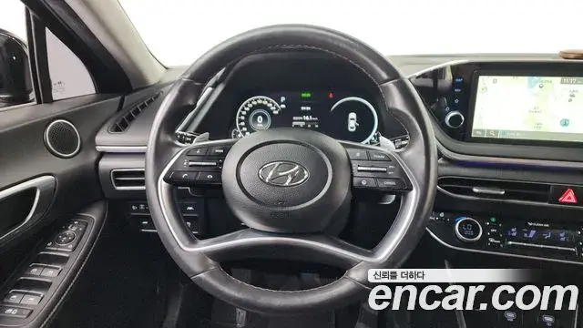 Hyundai Sonata 2021 — Фото 13/20
