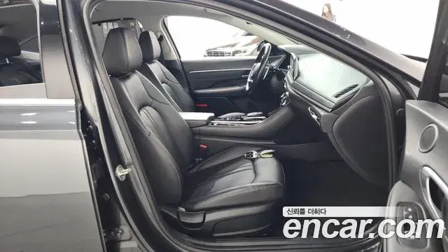 Hyundai Sonata Hybrid 2021 — ფოტო 21/34