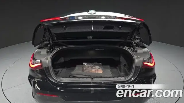 BMW 4 Series 2022 — ფოტო 13/20