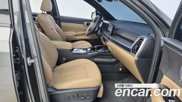 Kia Sorento 2024 — Photo 32/37