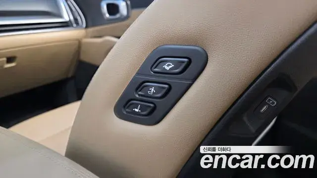 Kia Sorento 2024 — Photo 8/37