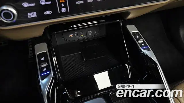 Kia Sorento 2024 — Photo 22/37