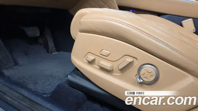 Genesis GV80 2022 — ფოტო 27/37
