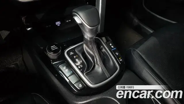 Kia Seltos 2020 — Photo 19/20