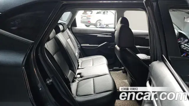 Kia Seltos 2020 — Photo 2/20