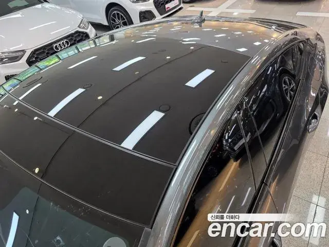 Audi A7 2025 — Фото 19/20