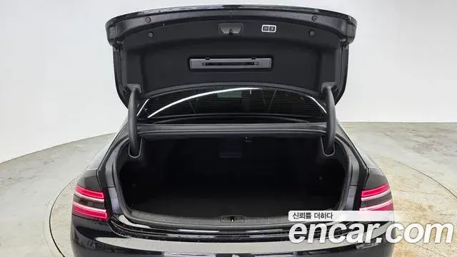 Genesis G80 2022 — ფოტო 8/20
