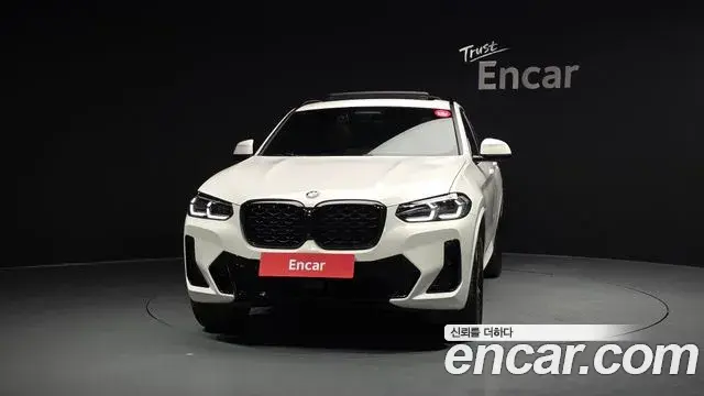 BMW X4 2022 — Фото 3/20