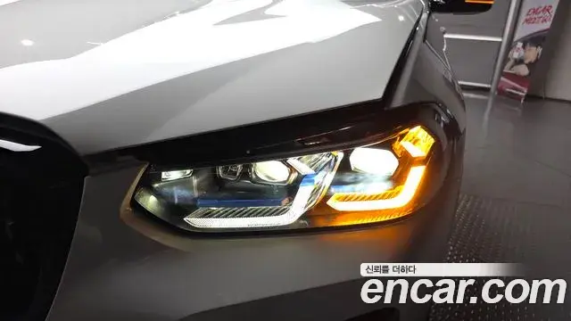 BMW X4 2022 — ფოტო 21/36