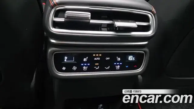 Genesis GV80 Coupe 2024 — Фото 18/20