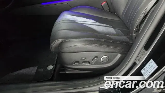 Genesis G80 2024 — Şəkil 32/38