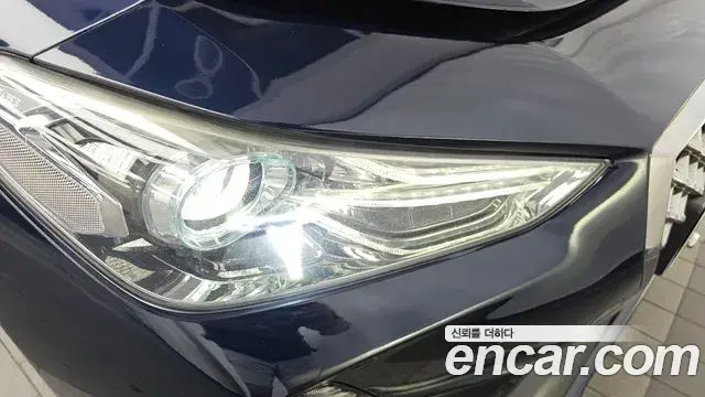 Genesis G70 2018 — ფოტო 9/33
