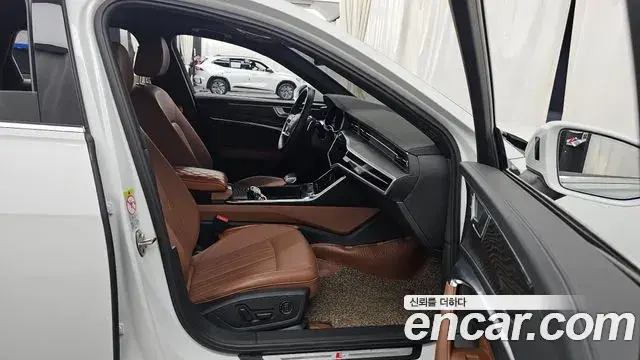 Audi A6 2023 — Şəkil 26/30