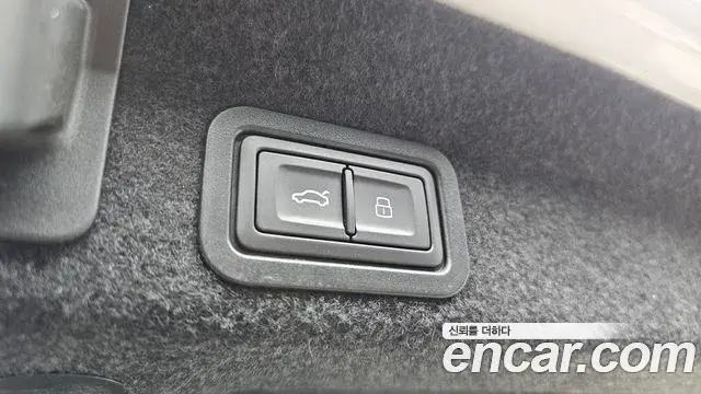 Audi A6 2023 — Şəkil 1/30