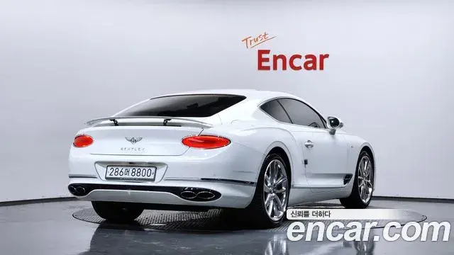 Bentley Continental GT 2020 — Photo 33/36