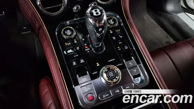 Bentley Continental GT 2020 — Photo 19/36