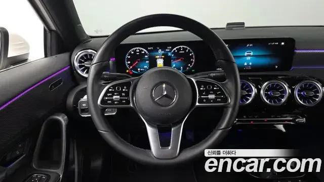Mercedes-Benz A-Class 2022 — ფოტო 19/30