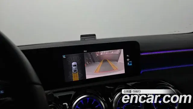 Mercedes-Benz A-Class 2022 — ფოტო 29/30