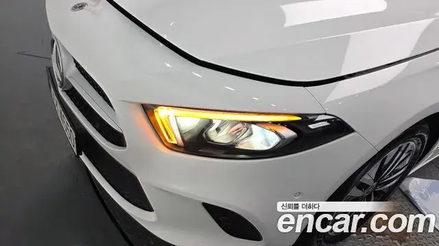 Mercedes-Benz A-Class 2022 — ფოტო 30/30