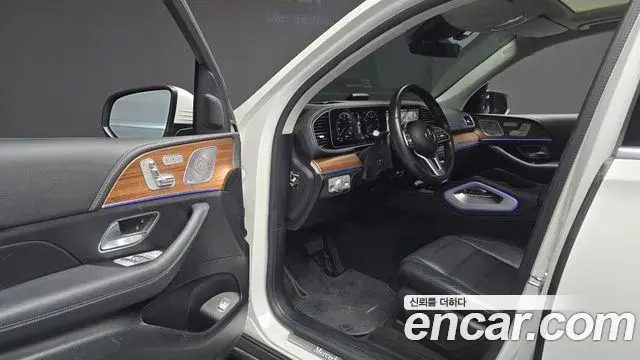 Mercedes-Benz GLE-Class 2021 — Şəkil 3/34