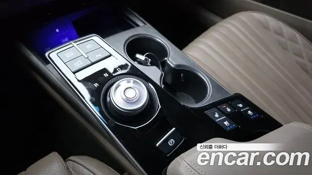 Kia K8 2023 — Photo 22/32