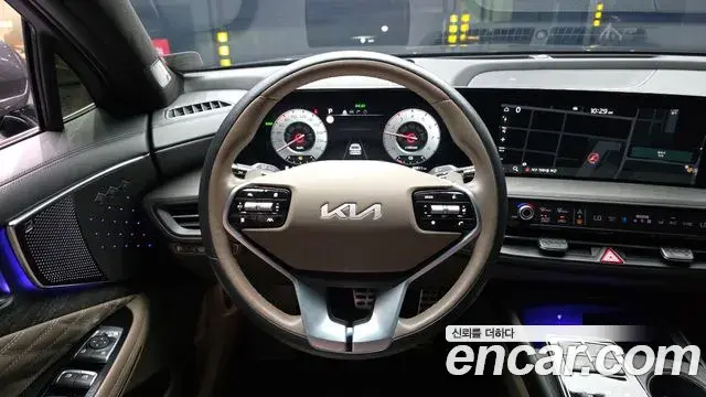 Kia K8 2023 — Photo 23/32