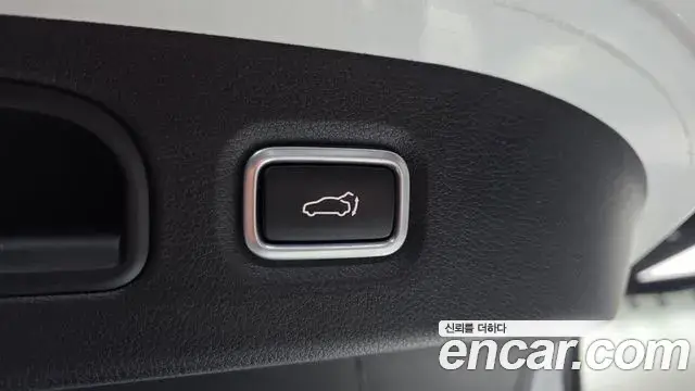 Kia Stinger 2020 — Фото 19/20