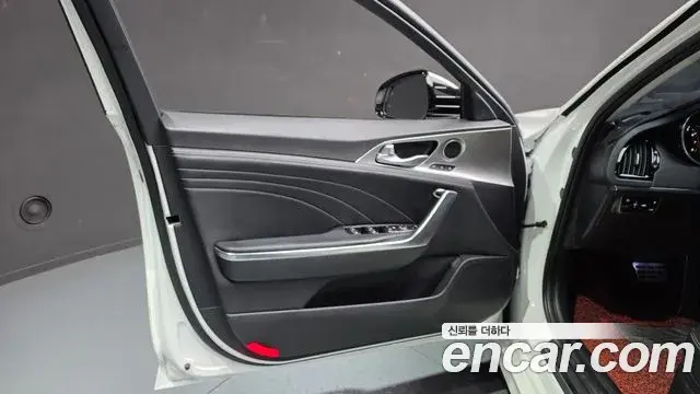 Kia Stinger Meister 2020 — Şəkil 16/33