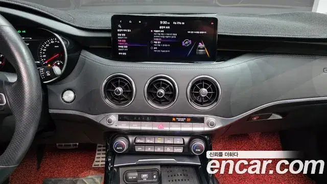 Kia Stinger Meister 2020 — Şəkil 8/33