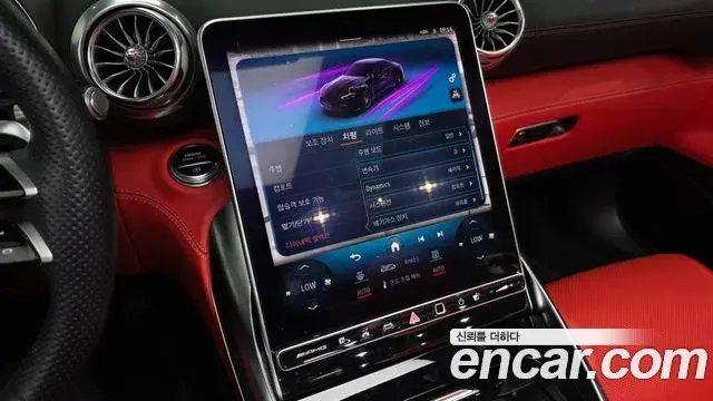 Mercedes-Benz SL-Class 2023 — Photo 15/33