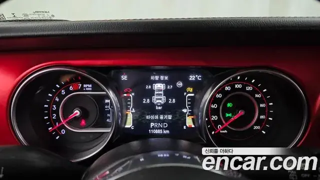 Jeep Wrangler 2021 — Photo 22/30