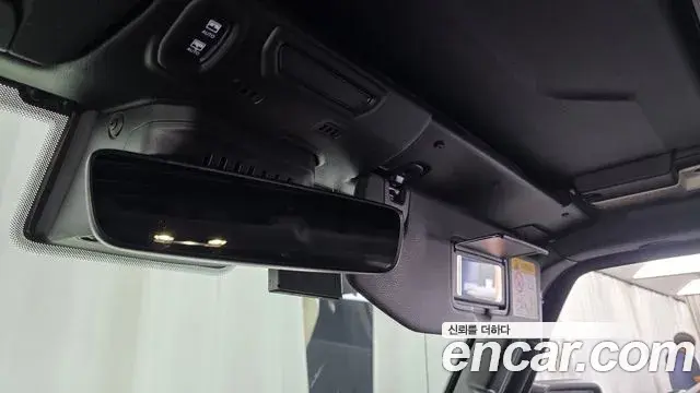 Jeep Wrangler 2021 — Photo 25/30