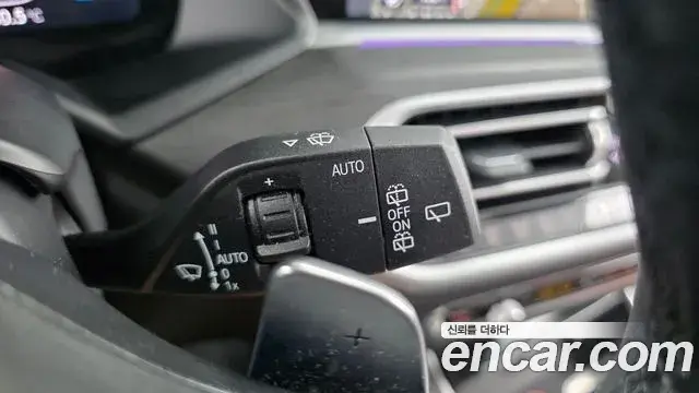 BMW X7 2022 — ფოტო 8/33