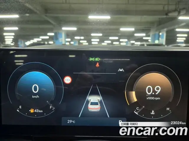 Hyundai Grandeur Hybrid 2024 — ფოტო 26/35