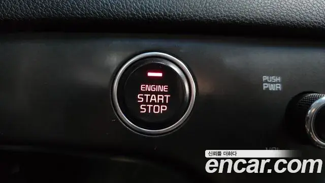 Kia Sportage The Bold 2019 — Фото 18/20