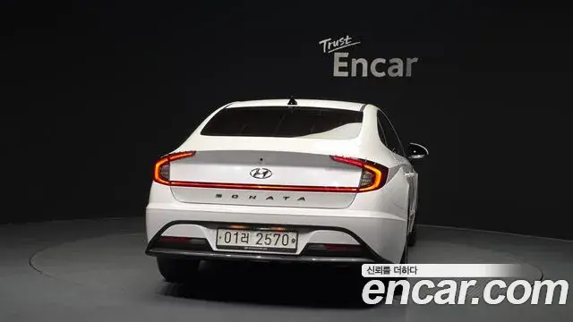 Hyundai Sonata 2019 — Фото 4/20